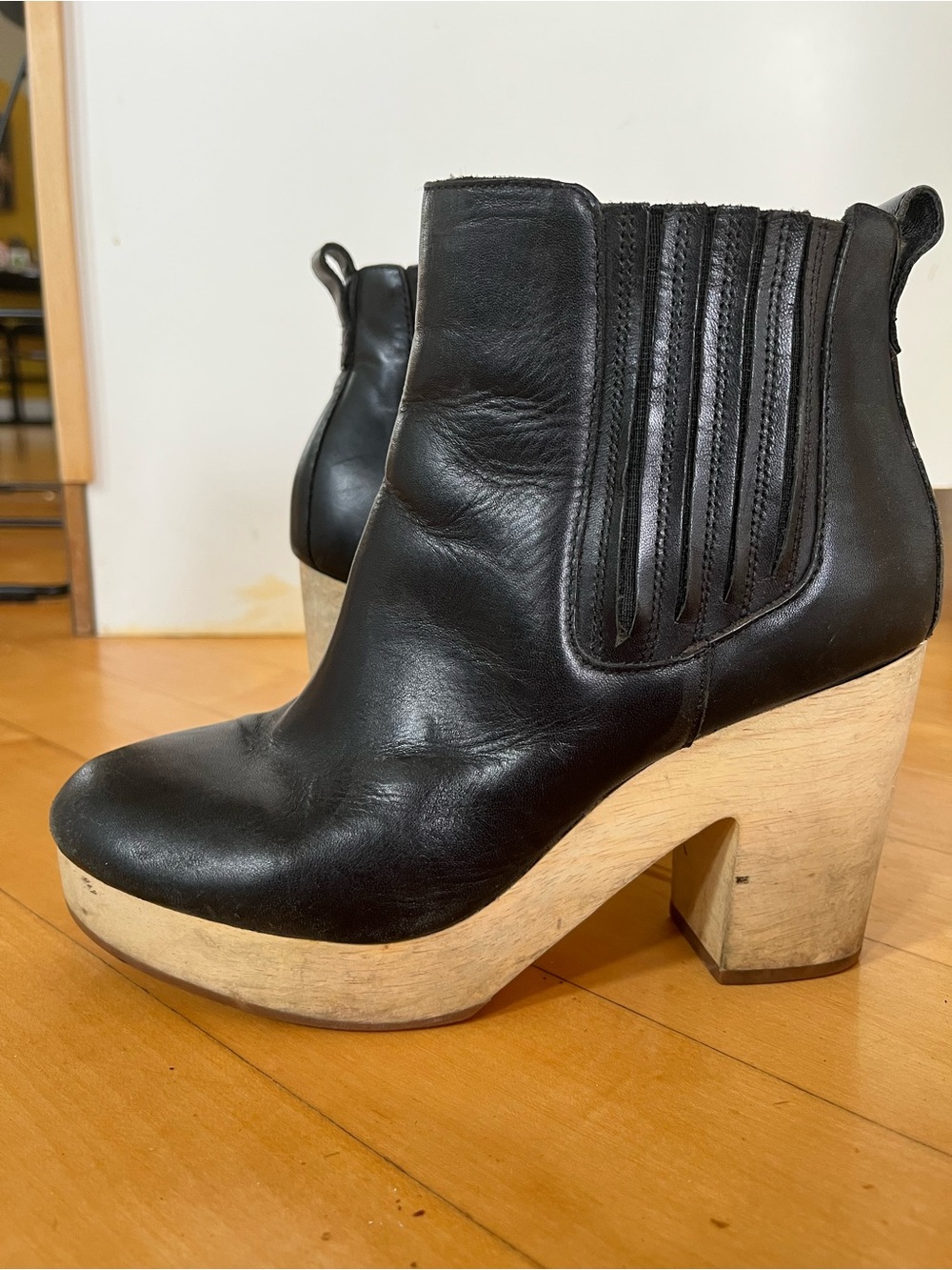 Boots - Picture 2 of 5
